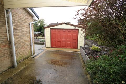 14 Escroft Close, Wyke, Bradford, BD12 9DN