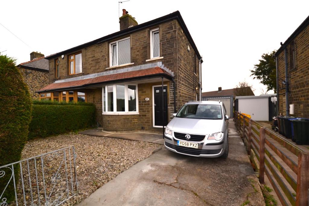 New Park Road, Queensbury, Bradford 3 bed semidetached house for sale