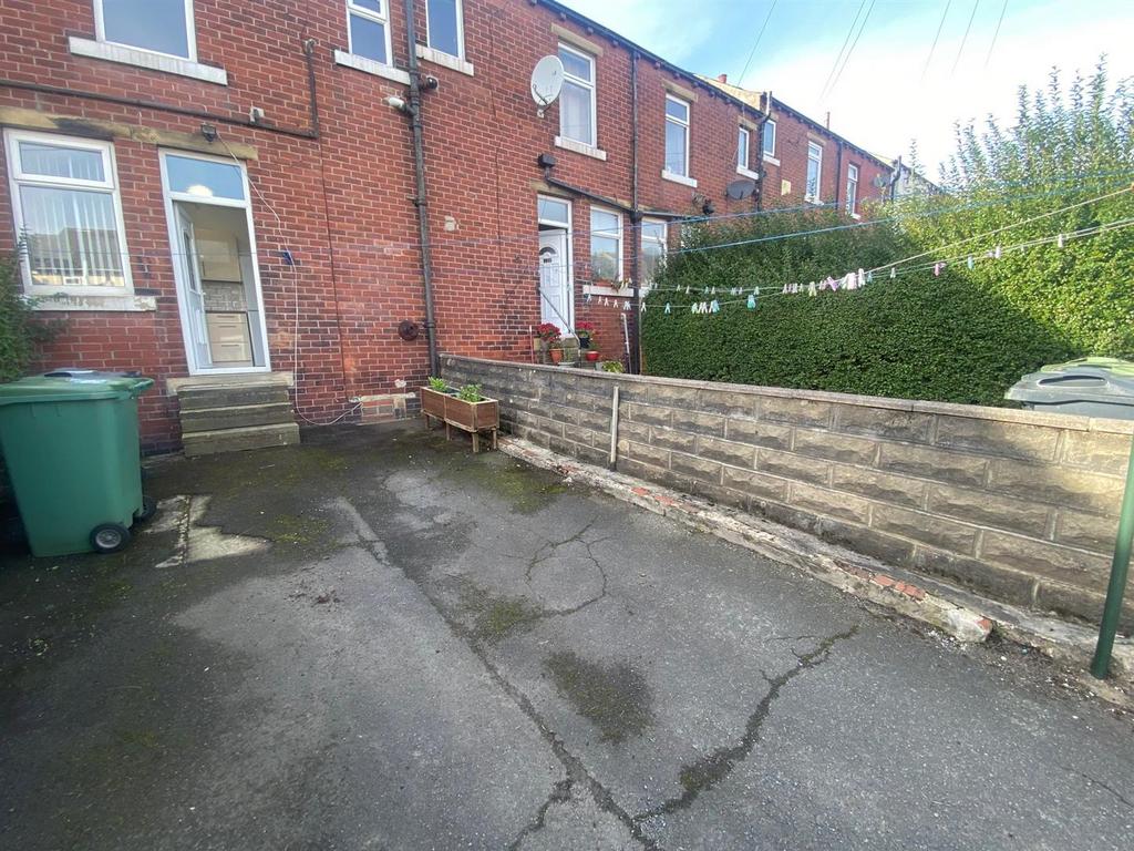 BACK GARDEN.jpg