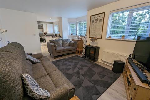 2 bedroom apartment for sale - Greener Drive, Darlington