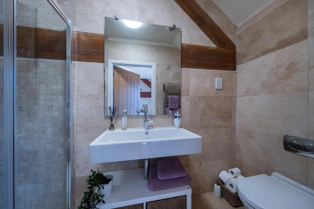 7 The Oaklands-027.JPG