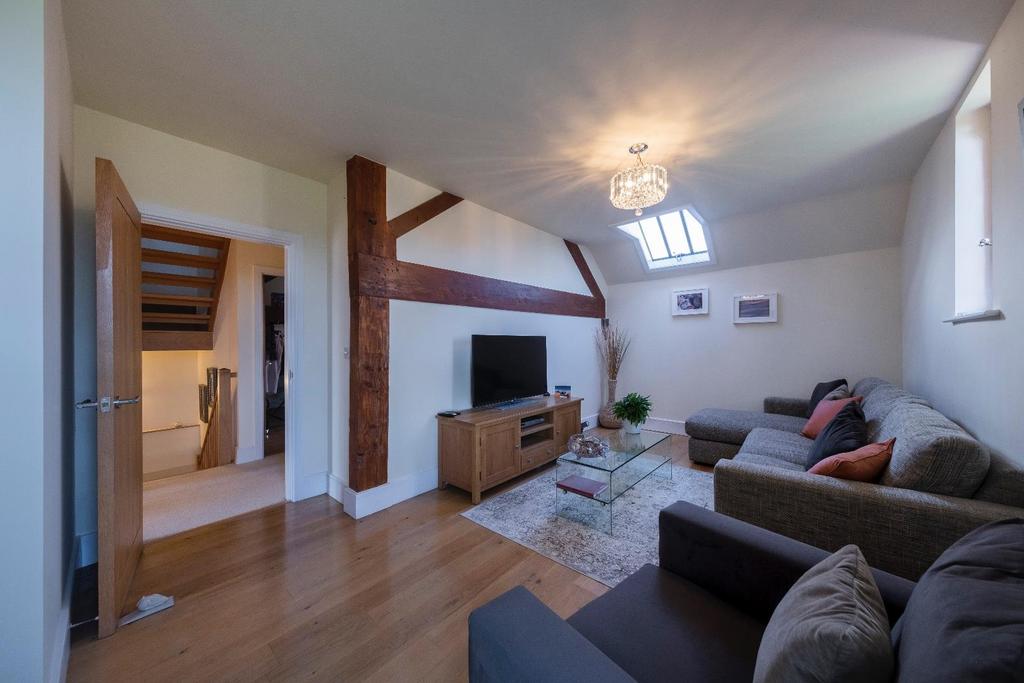 7 The Oaklands-022.JPG
