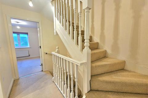 3 bedroom townhouse to rent - Trinity Road, Edwinstowe, Mansfield