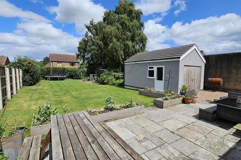 4 bedroom detached house for sale, Grantham Road, Bingham