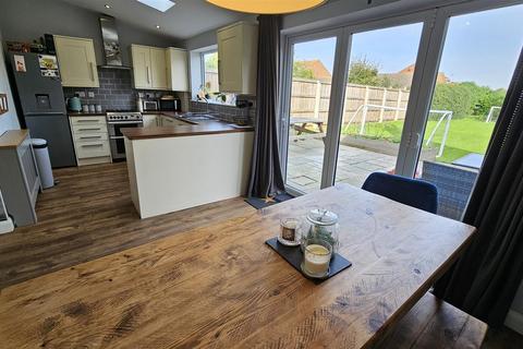 113 Grantham Road, Bingham, Nottingham, NG13 8DF
