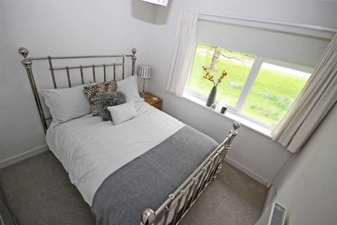 19 Archery Fields, Warwick, CV34 6PQ