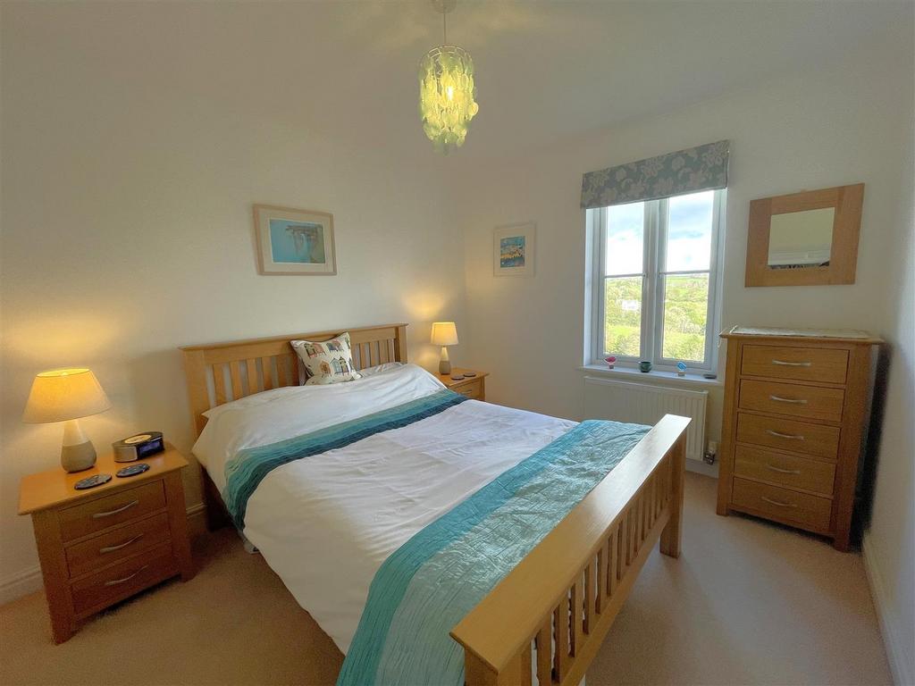 Main bedroom.JPG