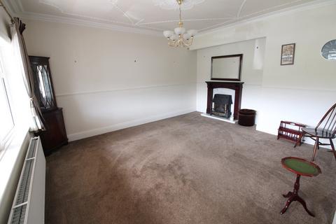 2 bedroom semi-detached bungalow for sale, Bradford Road, Riddlesden, Keighley, BD20