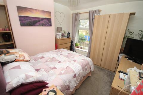 14 Acre Lane, Eccleshill, Bradford, BD2 2EH