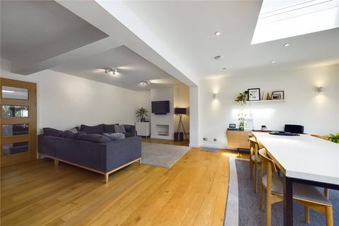 undefined, Andover Road, Newbury, Berkshire, RG14
