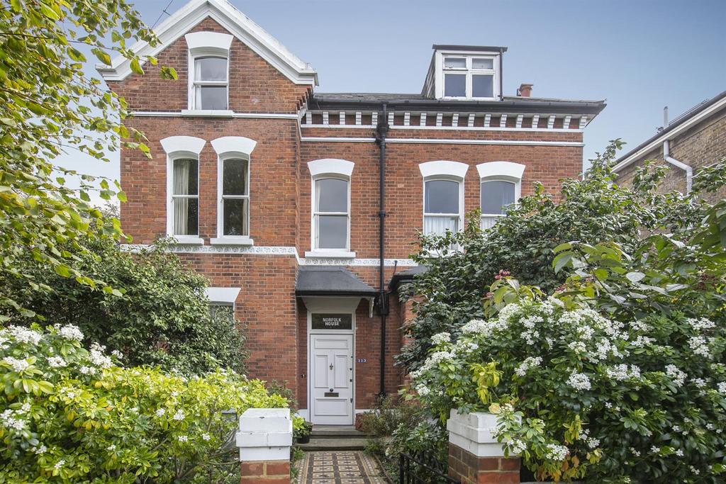 Knatchbull Road, Camberwell, SE5 5 bed detached house for sale £2,000,000