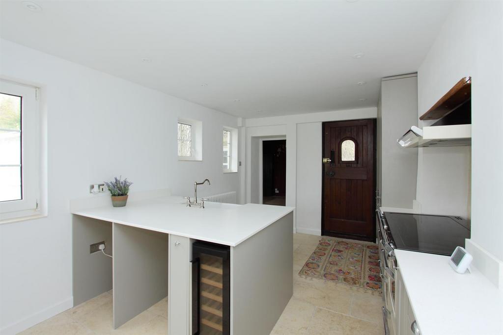 Halfway cottage ph18.JPG