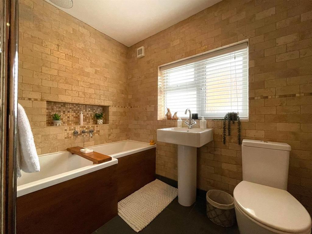 Ground Floor Bathroom