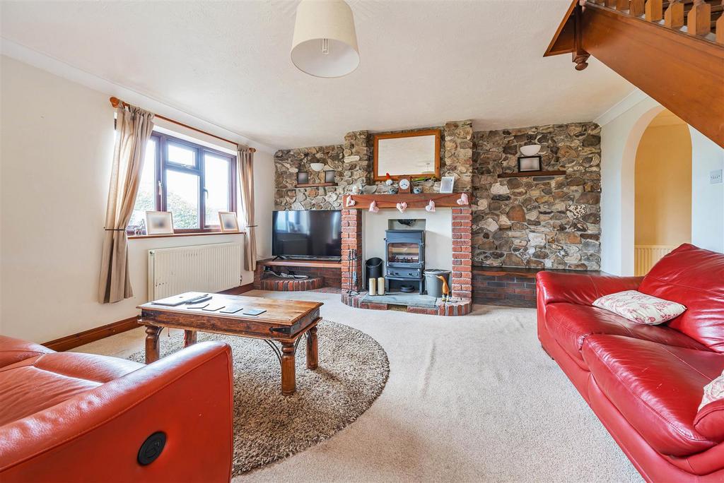 Combe Raleigh, Honiton 3 bed semidetached house £485,000