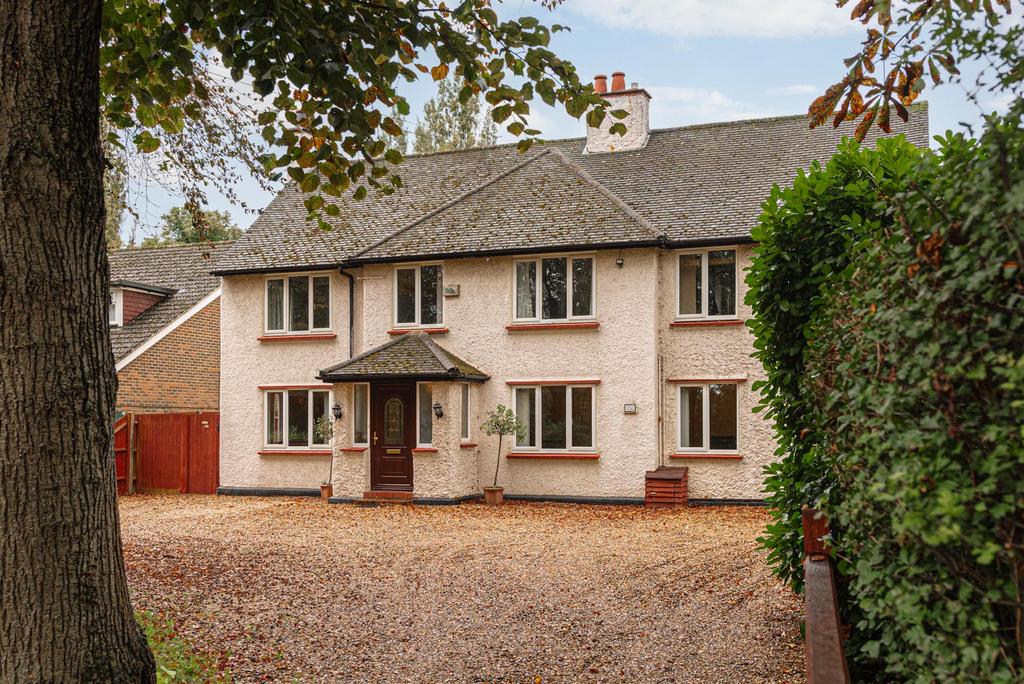 Reigate Road, Epsom 6 bed detached house for sale £1,250,000