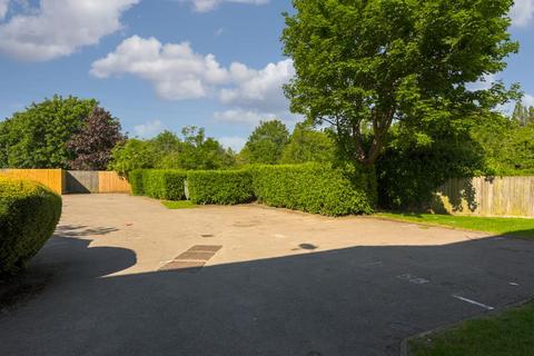 58 Farriers Road, Epsom, KT17 1LP