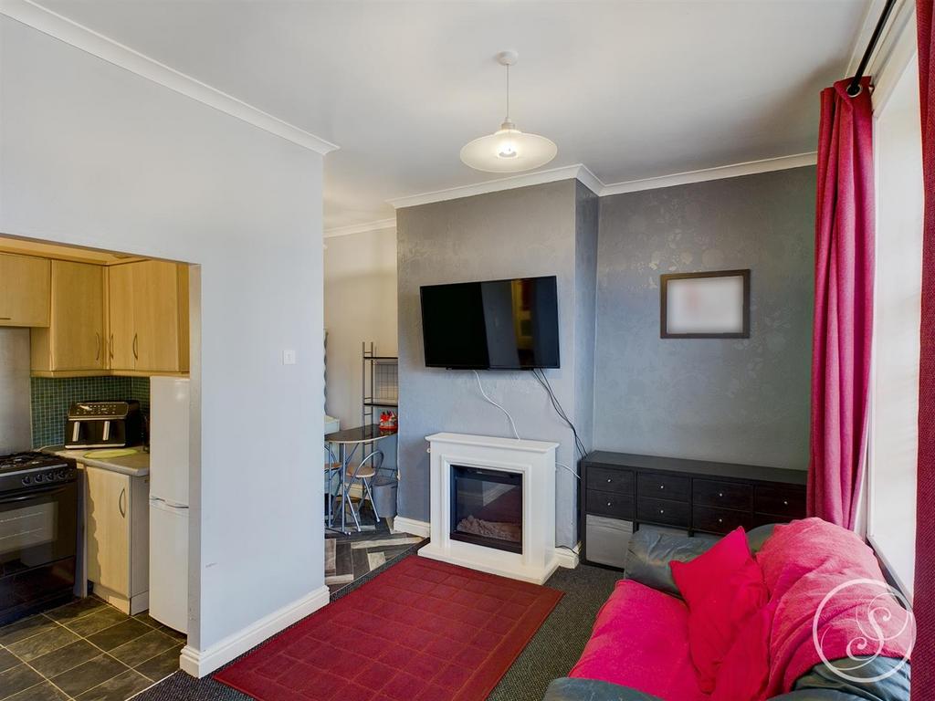 Radcliffe Terrace, Pudsey 2 bed terraced house for sale £140,000