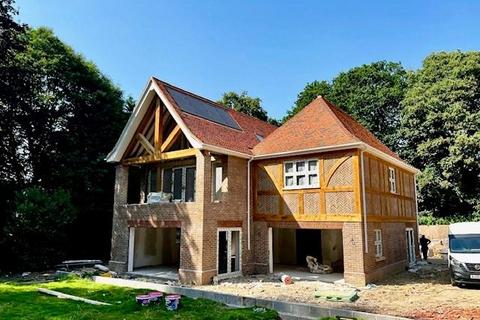 4 bedroom detached house for sale, Highercombe Road, Haslemere