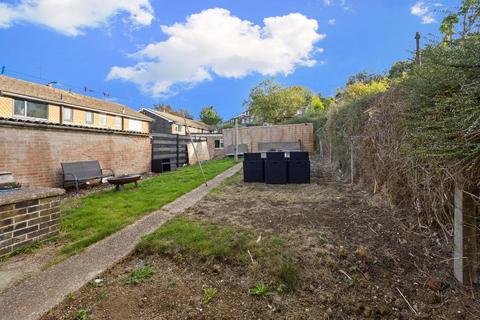 12 Chalky Road, Portslade, Brighton, BN41 2WF