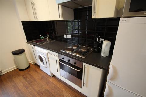 1 bedroom apartment to rent, St Johns Terrace, Hyde Park, Leeds,  LS3 1DY