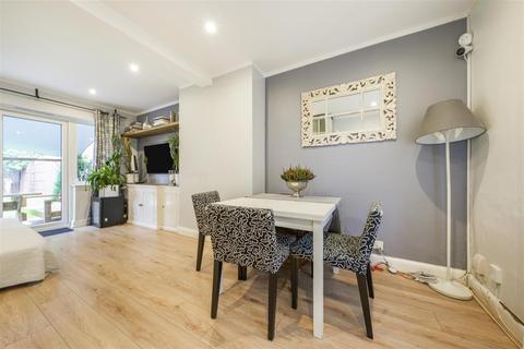 10 North Hyde Lane, Hounslow, TW5 0EQ