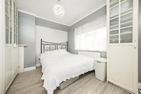 10 North Hyde Lane, Hounslow, TW5 0EQ