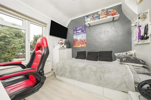 10 North Hyde Lane, Hounslow, TW5 0EQ