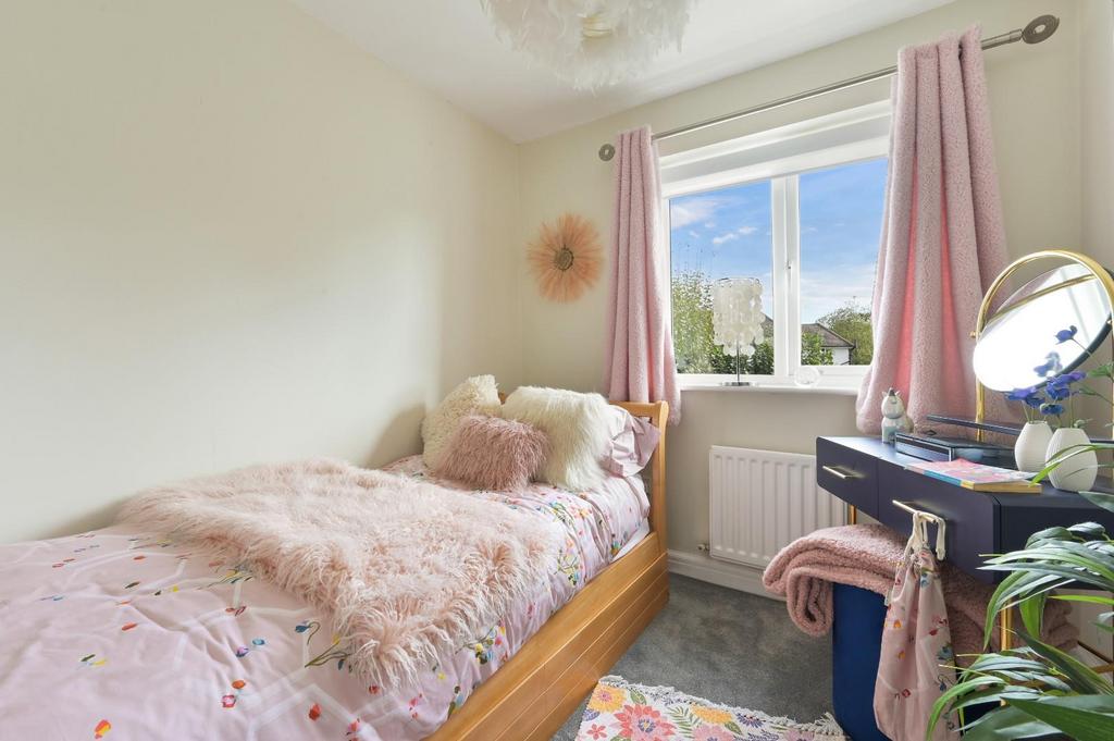 LINDEN CLOSE (15).jpg