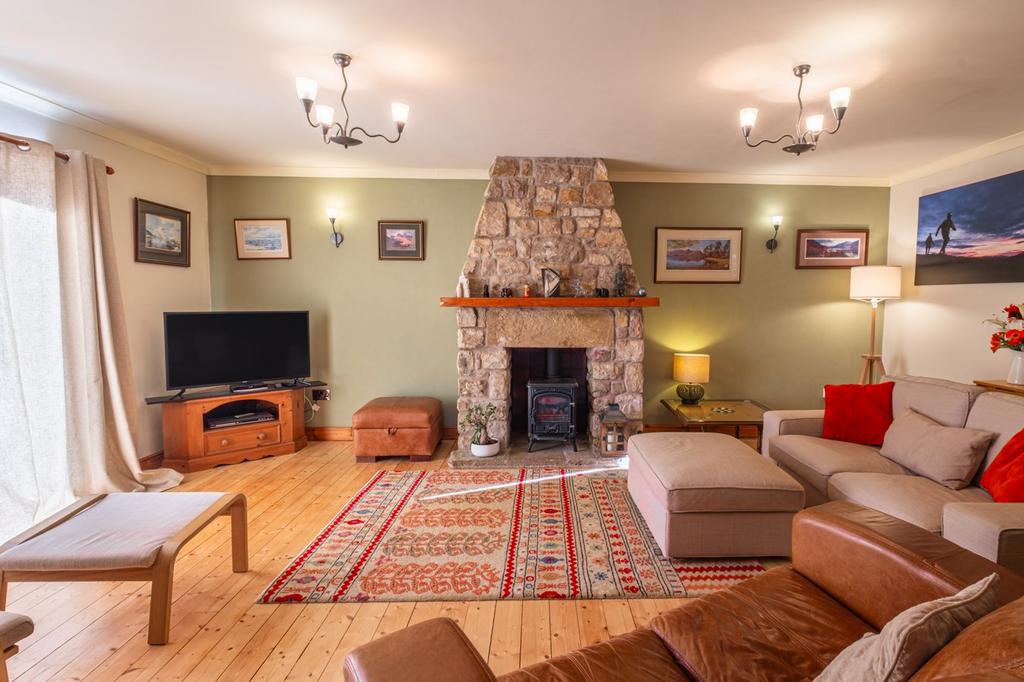 Halton, Lancaster, LA2 5 bed barn conversion for sale £625,000
