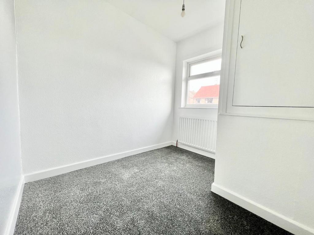 108 bevan way 14.jpg