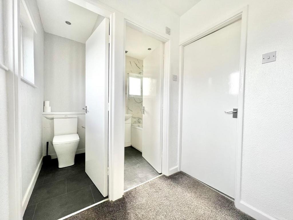 108 bevan way 10.jpg