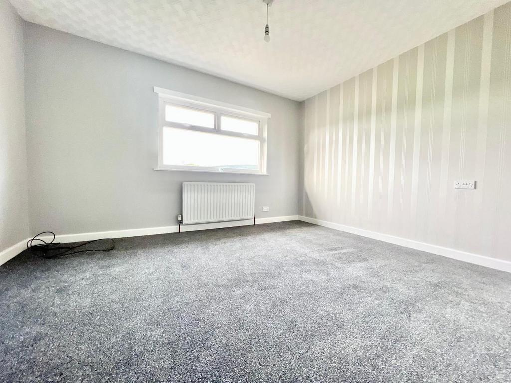 108 bevan way 13.jpg