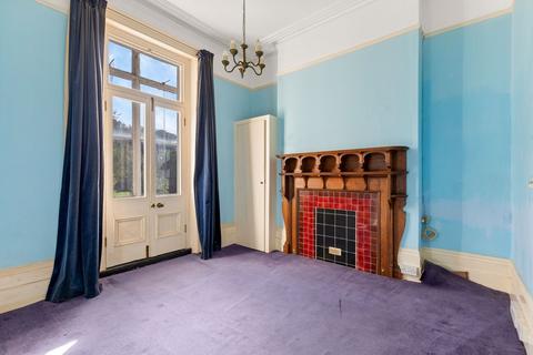 Flat 1, 31 Augusta Gardens, Folkestone, CT20 2RT