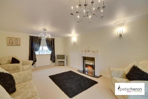1 Dyrham Close, Ryhope, Sunderland, SR2 0DA