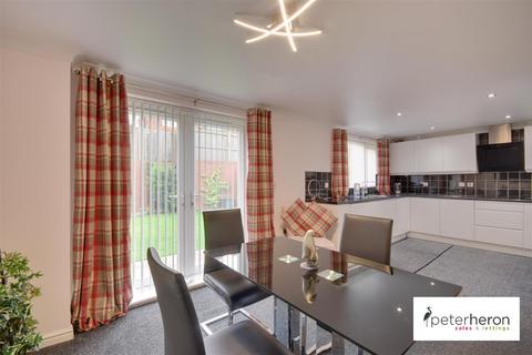 1 Dyrham Close, Ryhope, Sunderland, SR2 0DA