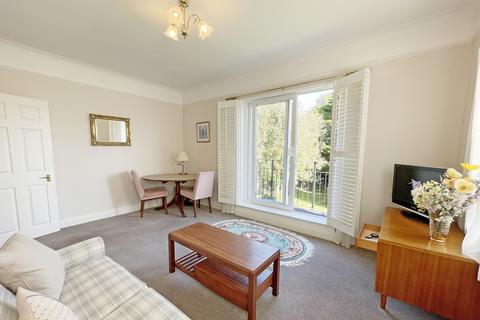 2 bedroom flat for sale, South Avenue, Hurstpierpoint, West Sussex, BN6 9QB