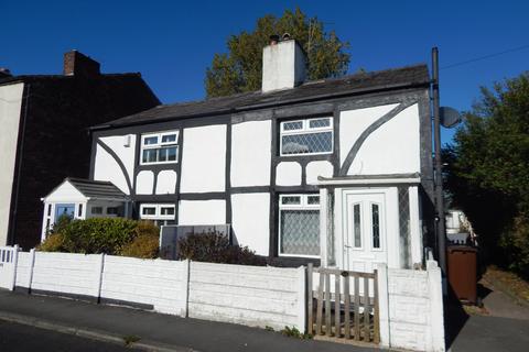 2 bedroom cottage for sale, Latham Lane, Orrell, WN5