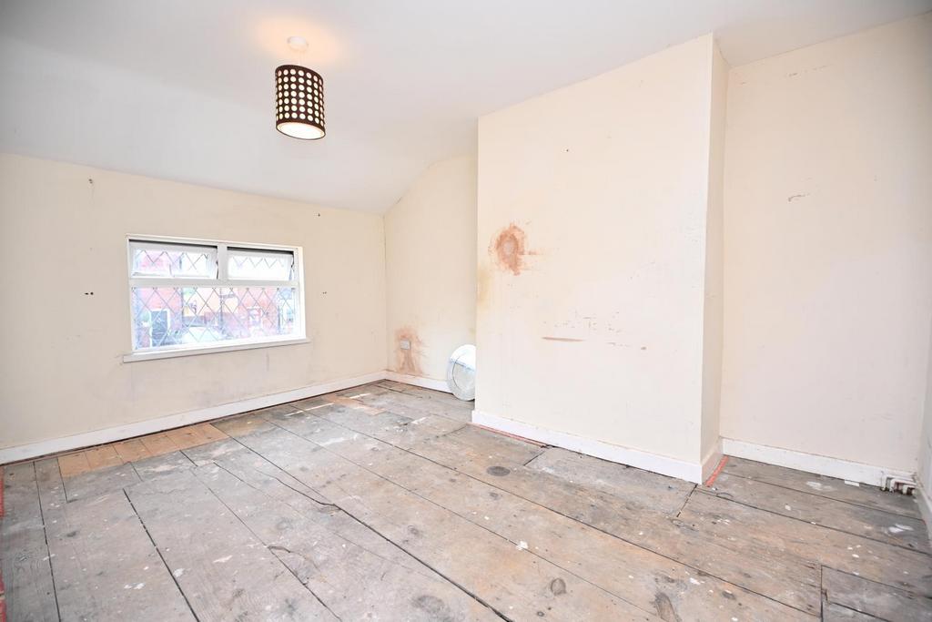 Latham Lane, Orrell, Wigan, WN5 0 JQ