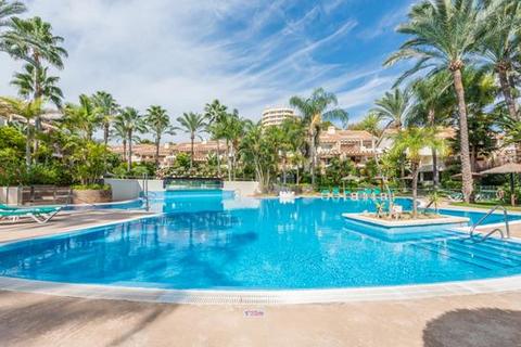 2 bedroom apartment, Golf Gardens, Marbella, Malaga