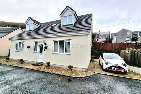 Ogmore Vale - 3 bedroom detached bungalow for sale