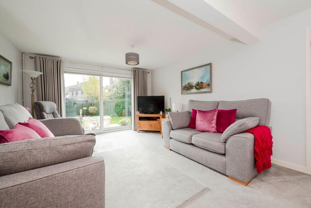 Roman Way, BourtonOnTheWater, GL54 3 bed detached house for sale £450,000