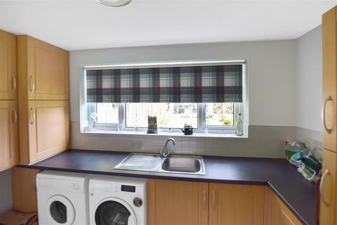 20 Balmoral Road, Widnes, WA8 9HH
