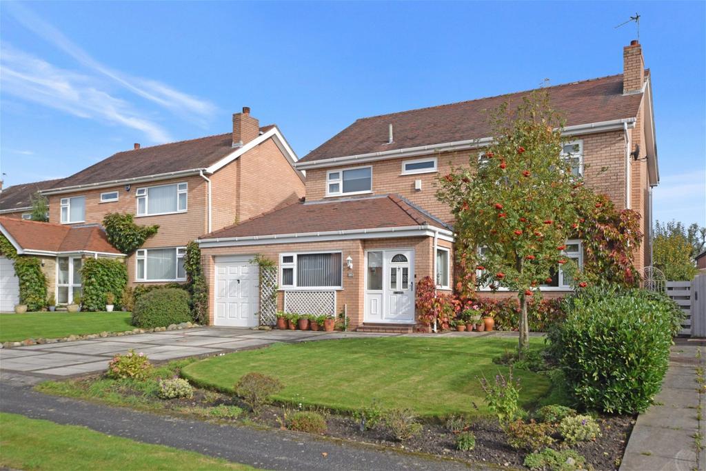 Balmoral Road, Farnworth, Widnes 4 bed detached house for sale £575,000