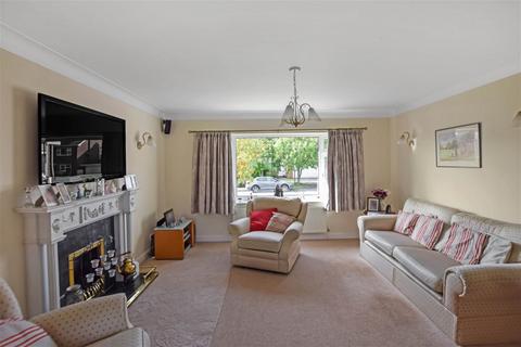 20 Balmoral Road, Widnes, WA8 9HH