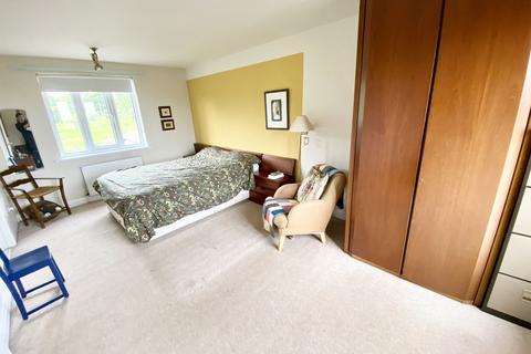 2 Tudor Grange, Easington Village, Peterlee, SR8 3DF