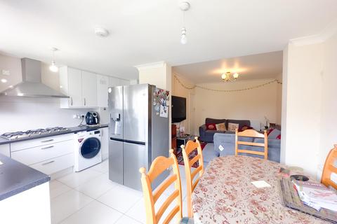 4 bedroom end of terrace house for sale, Springwell Road, HOUNSLOW TW5