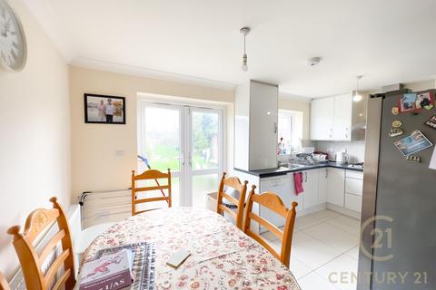 4 bedroom end of terrace house for sale, Springwell Road, HOUNSLOW TW5