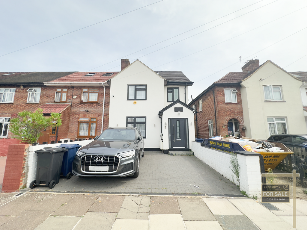 Northcote Avenue, SOUTHALL UB1 4 bed end of terrace house for sale £