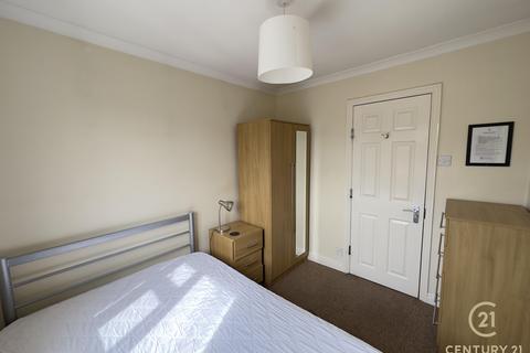 1 bedroom in a house share to rent, Sipson Road, WEST DRAYTON UB7