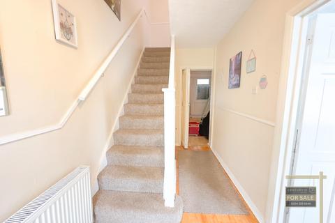4 bedroom terraced house for sale, North Hyde Lane, SOUTHALL UB2